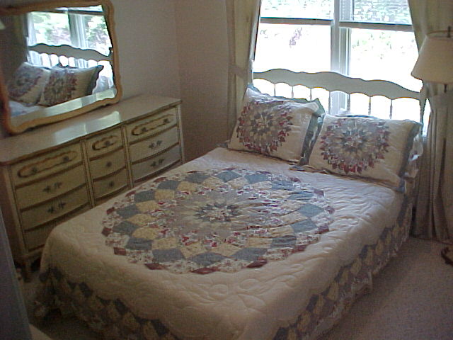 Full size bed.."The French Room".